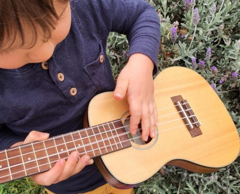 Early Childhood Music Education Does delivery matter